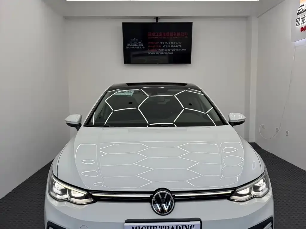 Volkswagen Golf 2021 из CN, фото 2