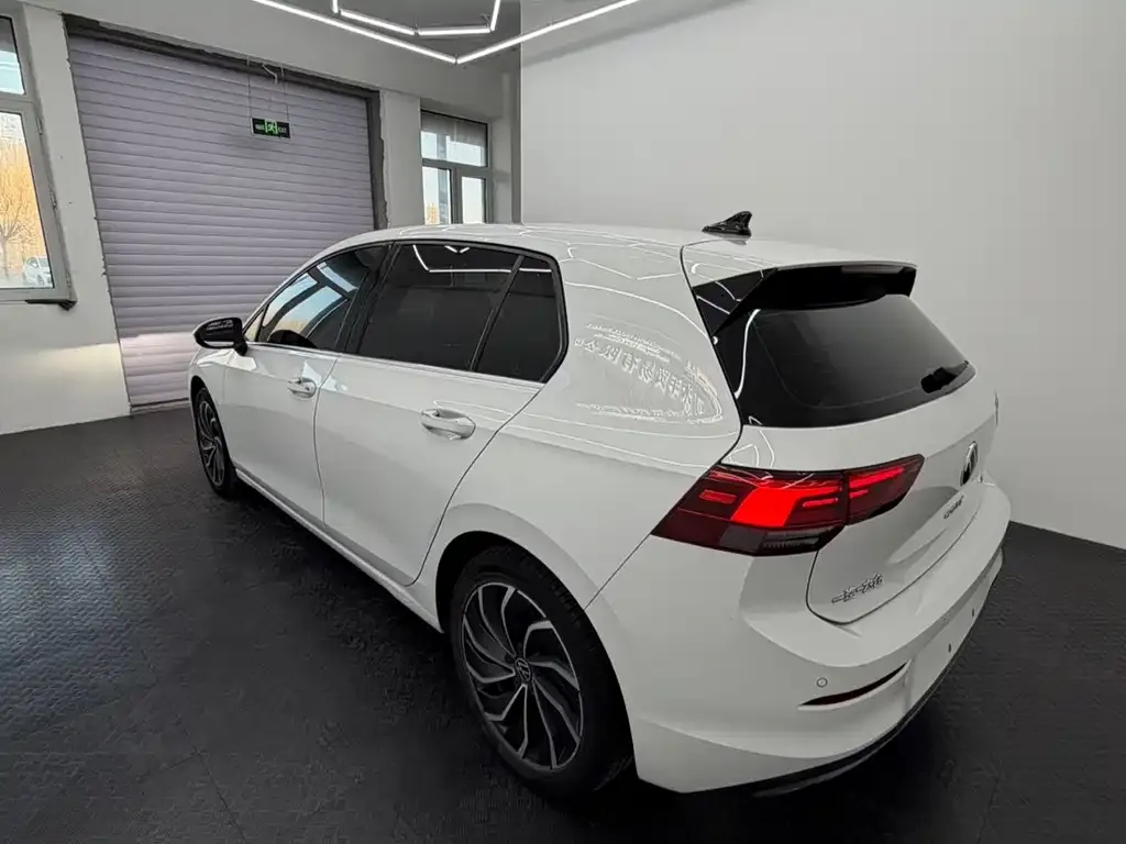 Volkswagen Golf 2021 из CN, фото 4