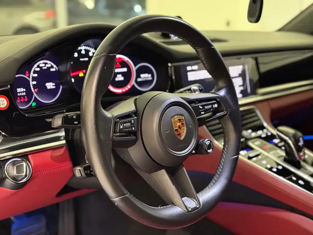 Porsche Panamera 2022 из CN, фото 2