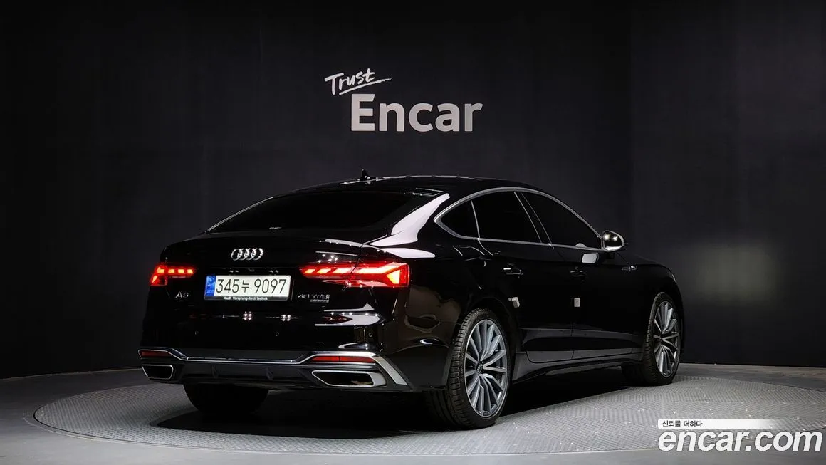 Audi A5 — фото 2