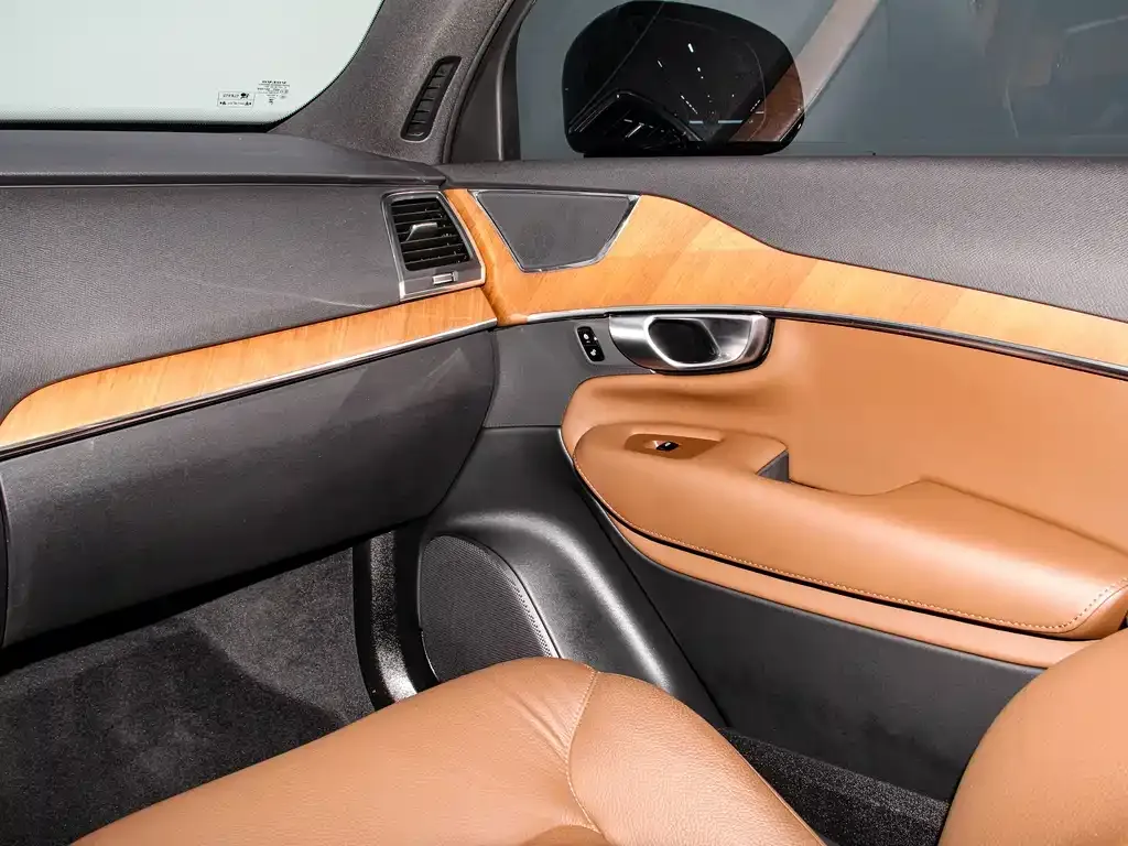 Volvo XC90 2024 из CN, фото 4