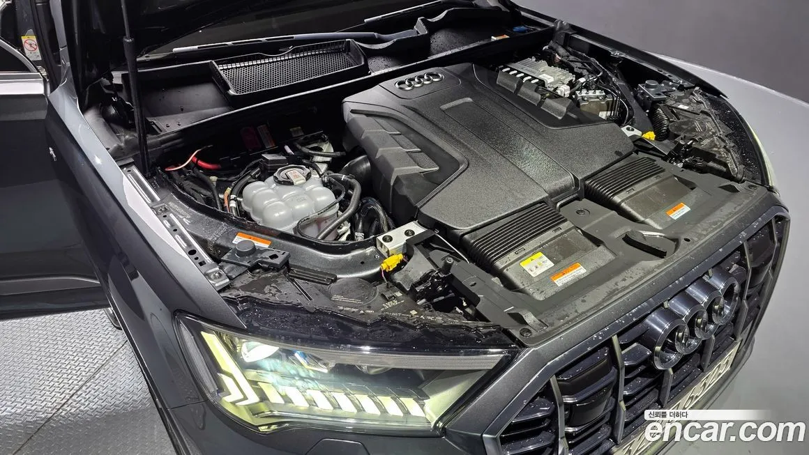 Audi Q7 2022 из KR, фото 6