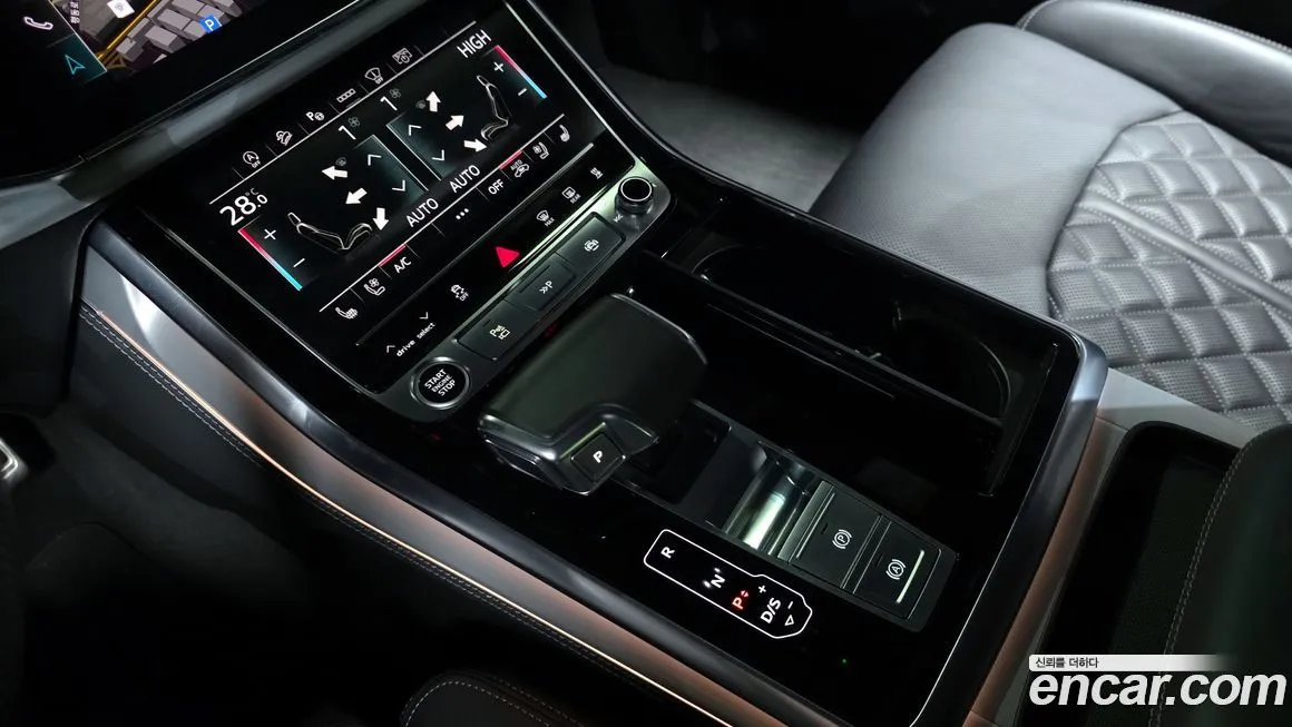 Audi Q7 2022 из KR, фото 9