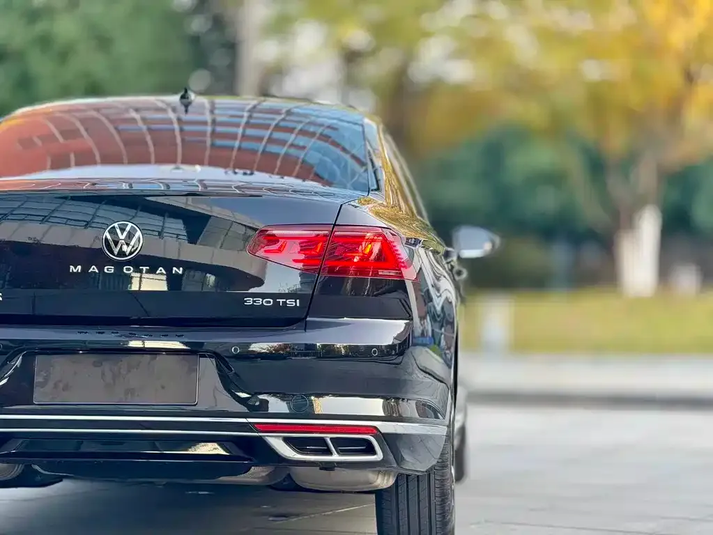 Volkswagen Magotan 2023 из CN, фото 6