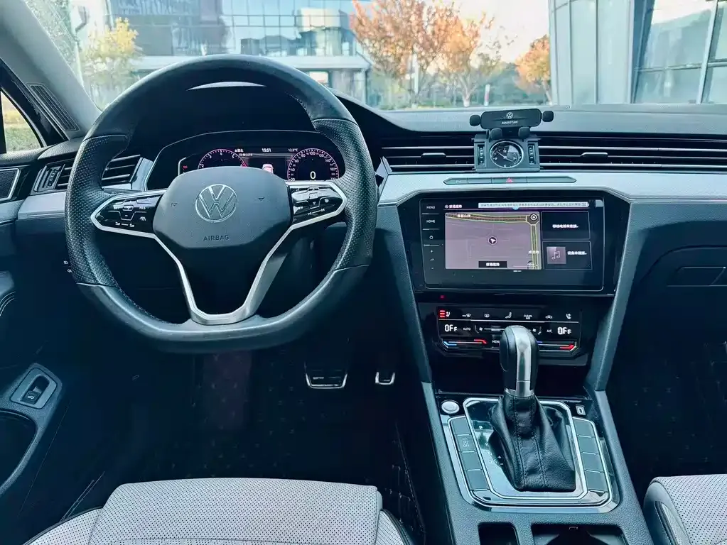 Volkswagen Magotan 2023 из CN, фото 7