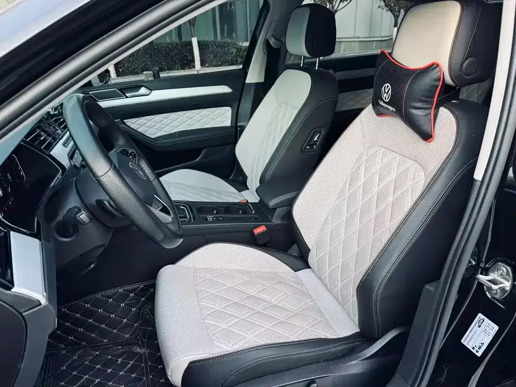 Volkswagen Magotan 2023 из CN, фото 8