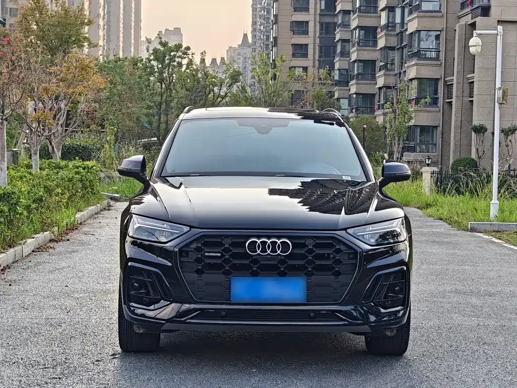 Audi Q5L 2025 из CN, фото 2
