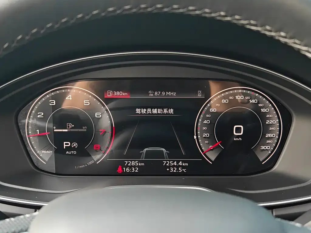 Audi Q5L 2025 из CN, фото 9