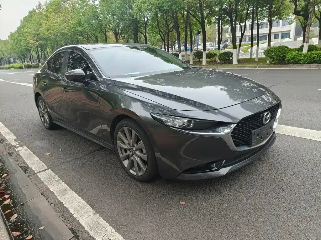 Mazda 3 Axela — фото 3