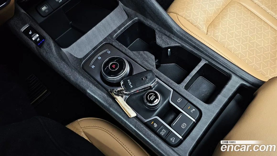 Kia Sorento — фото 9