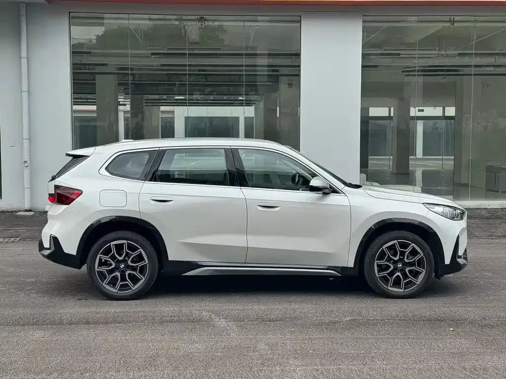 BMW X1 2024 из CN, фото 7