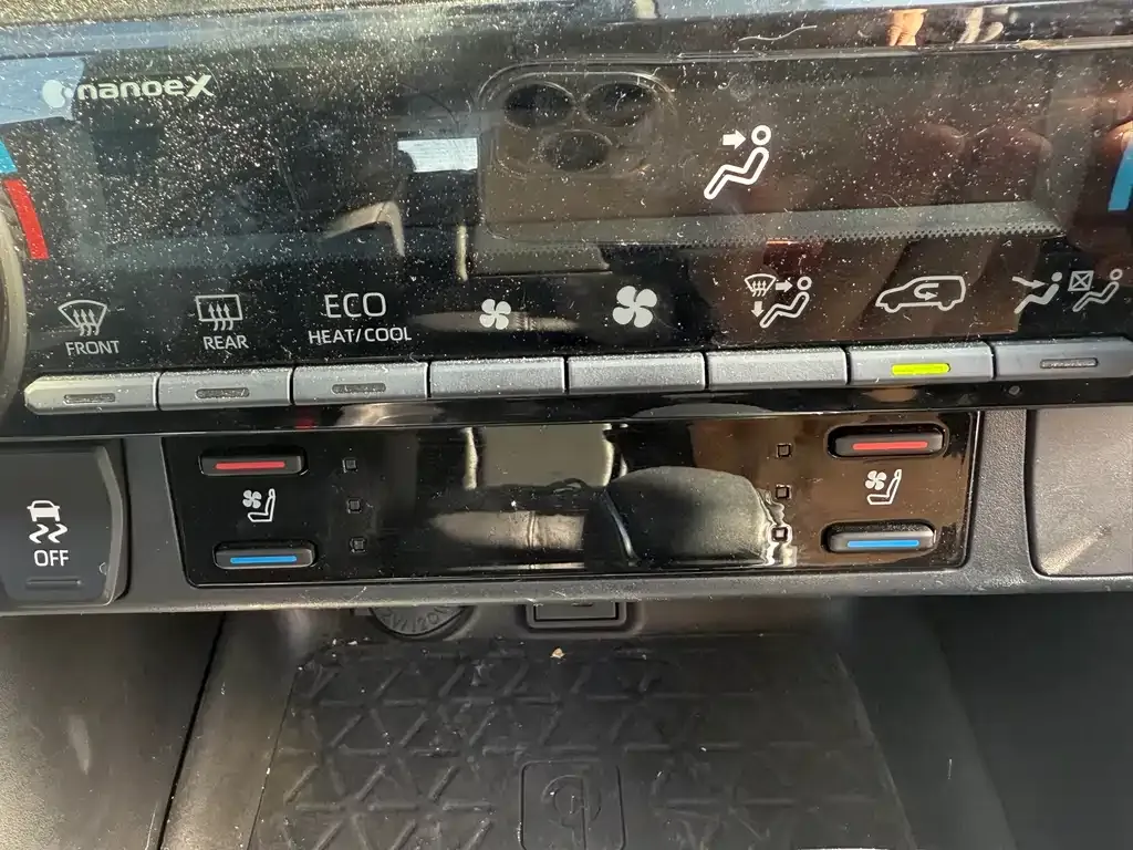 Toyota Wildlander 2023 из CN, фото 7