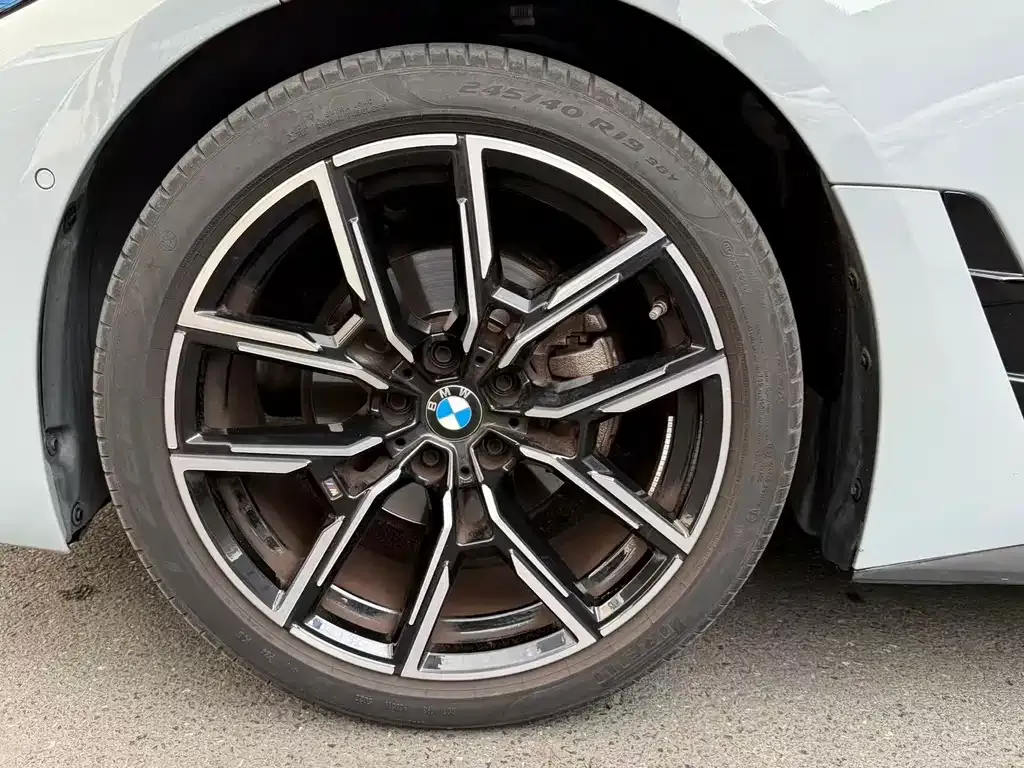 BMW 4 Series 2023 из CN, фото 6