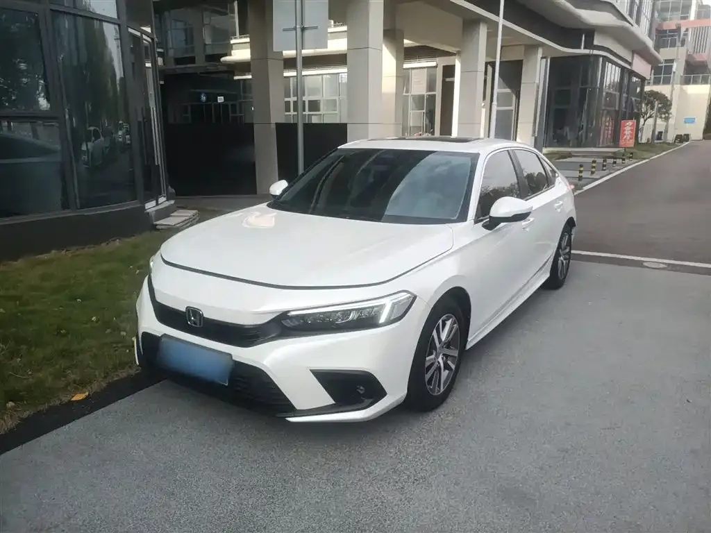 Honda Civic 2024 из CN, фото 2