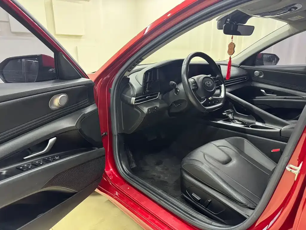 Hyundai Elantra 2021 из CN, фото 7