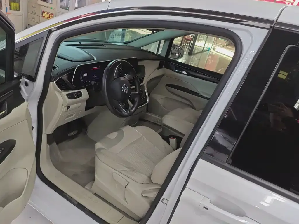 Buick GL8 2022 из CN, фото 6