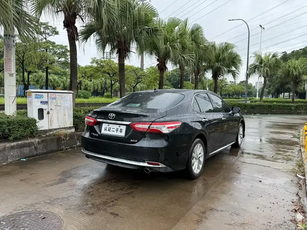Toyota Camry 2023 из CN, фото 4