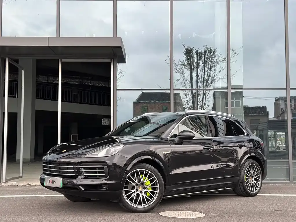 Porsche Cayenne Hybrid 2022 из CN, фото 1