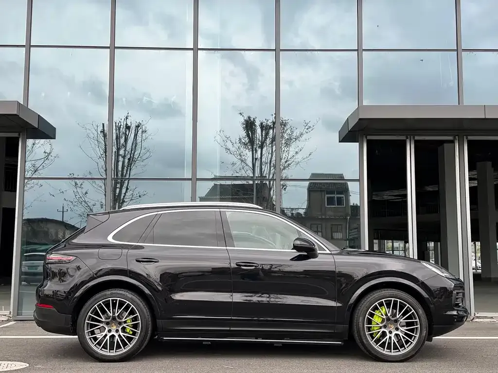 Porsche Cayenne Hybrid 2022 из CN, фото 3