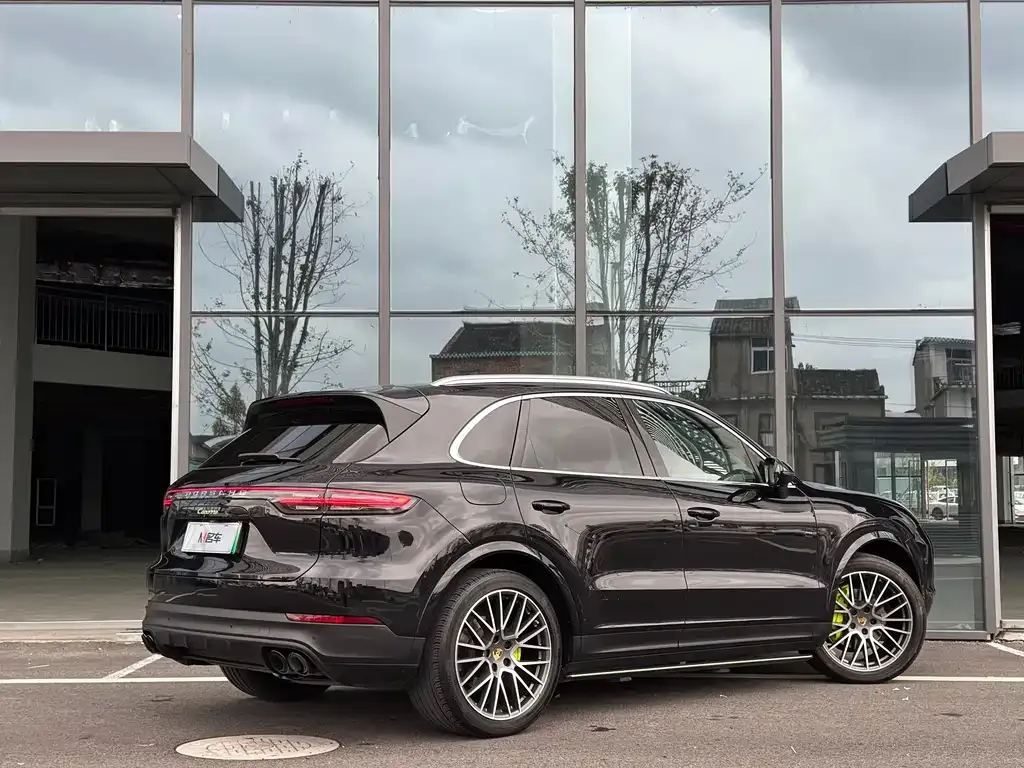 Porsche Cayenne Hybrid 2022 из CN, фото 5