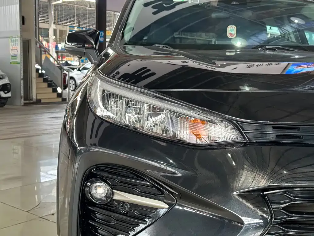 Toyota Wildlander 2022 из CN, фото 4