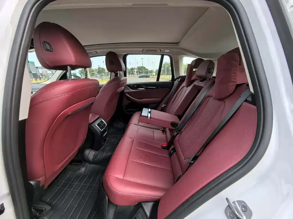 BMW iX3 2025 из CN, фото 10