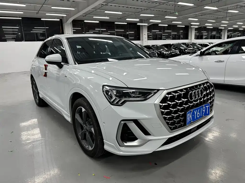 Audi Q3 2024 из CN, фото 3