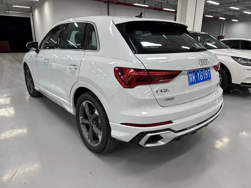 Audi Q3 2024 из CN, фото 7