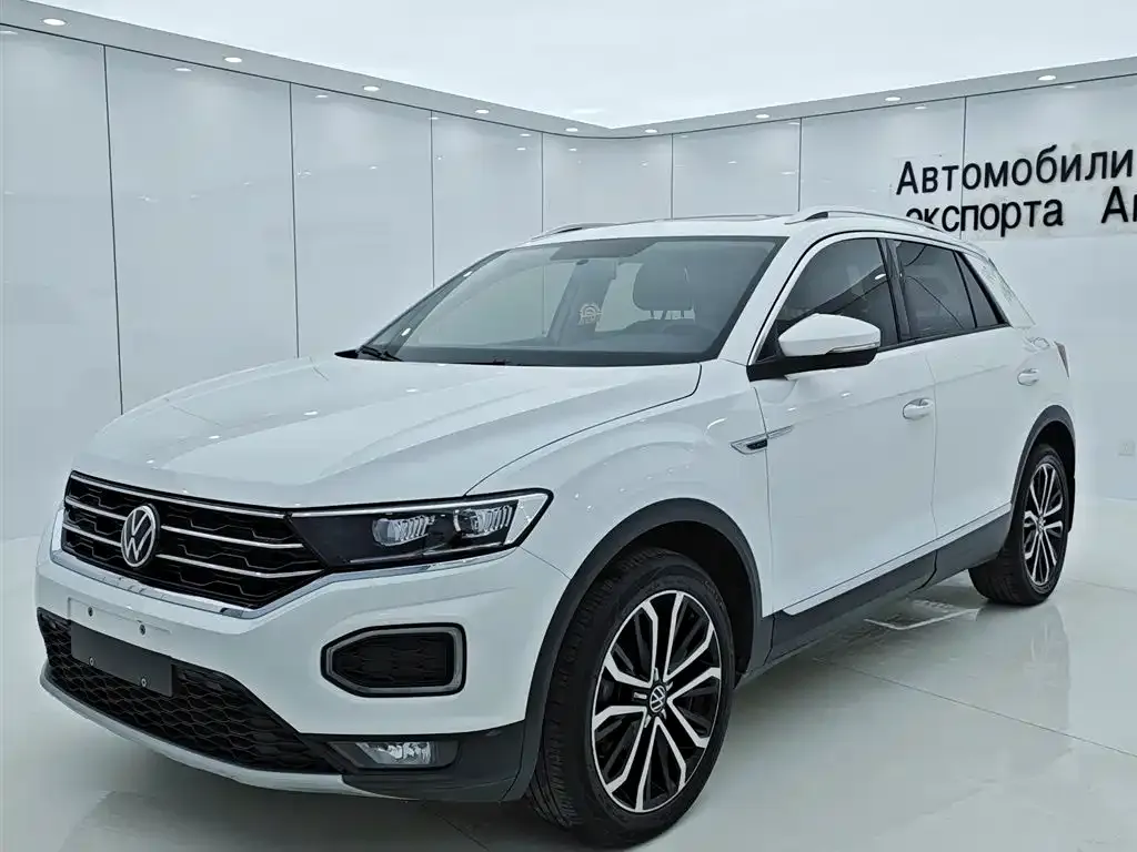 Volkswagen T-Roc — фото 1