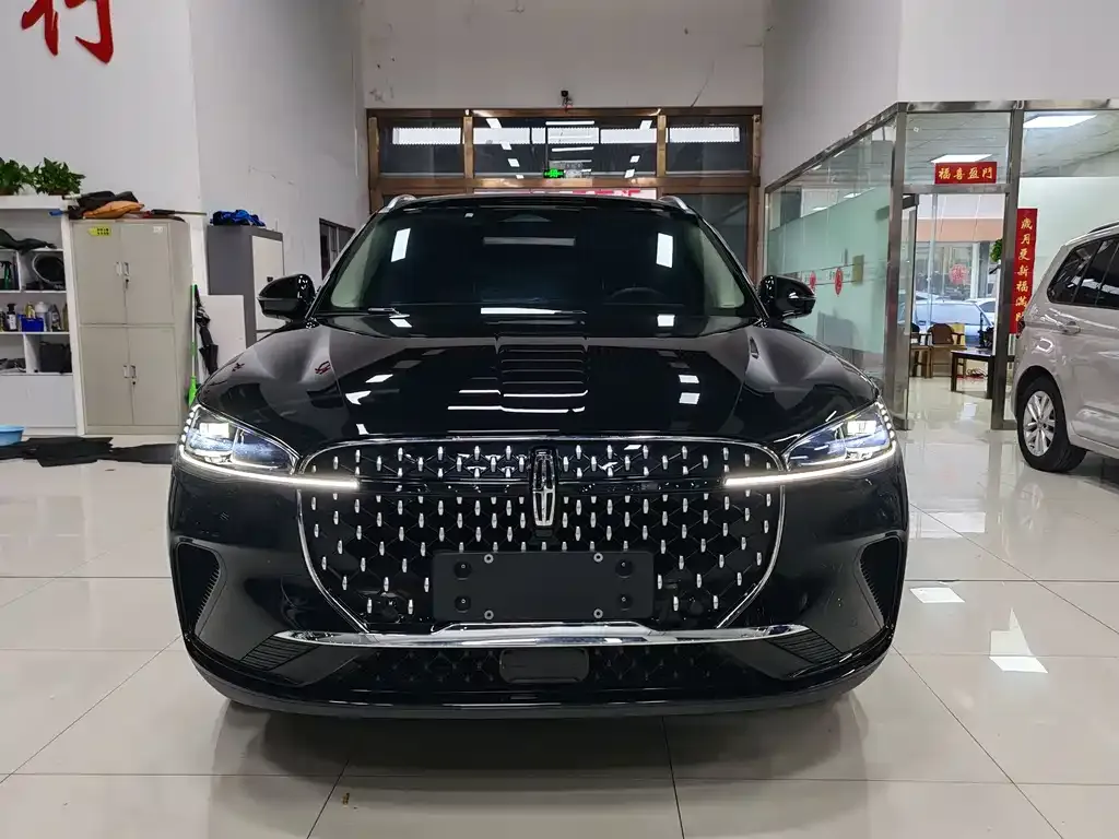 Lincoln Corsair 2023 из CN, фото 2