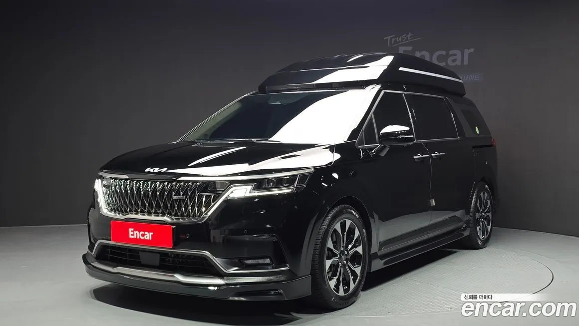 Kia Carnival — фото 1
