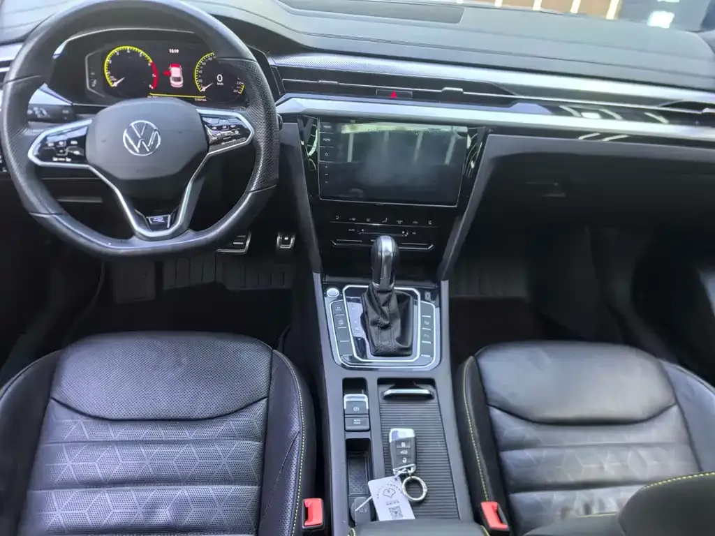 Volkswagen CC 2023 из CN, фото 9