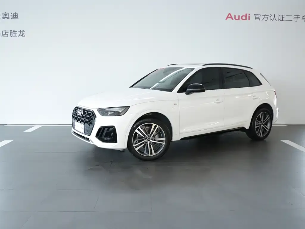 Audi Q5L 2023 из CN, фото 1