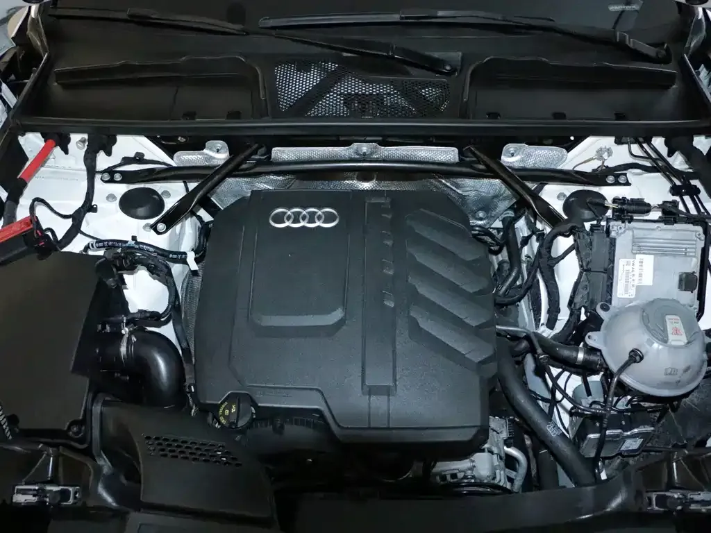 Audi Q5L 2023 из CN, фото 9
