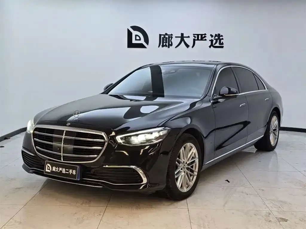 Mercedes-Benz S-Class — фото 1