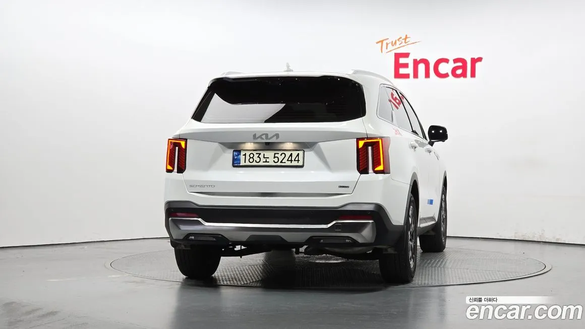 Kia Sorento — фото 4