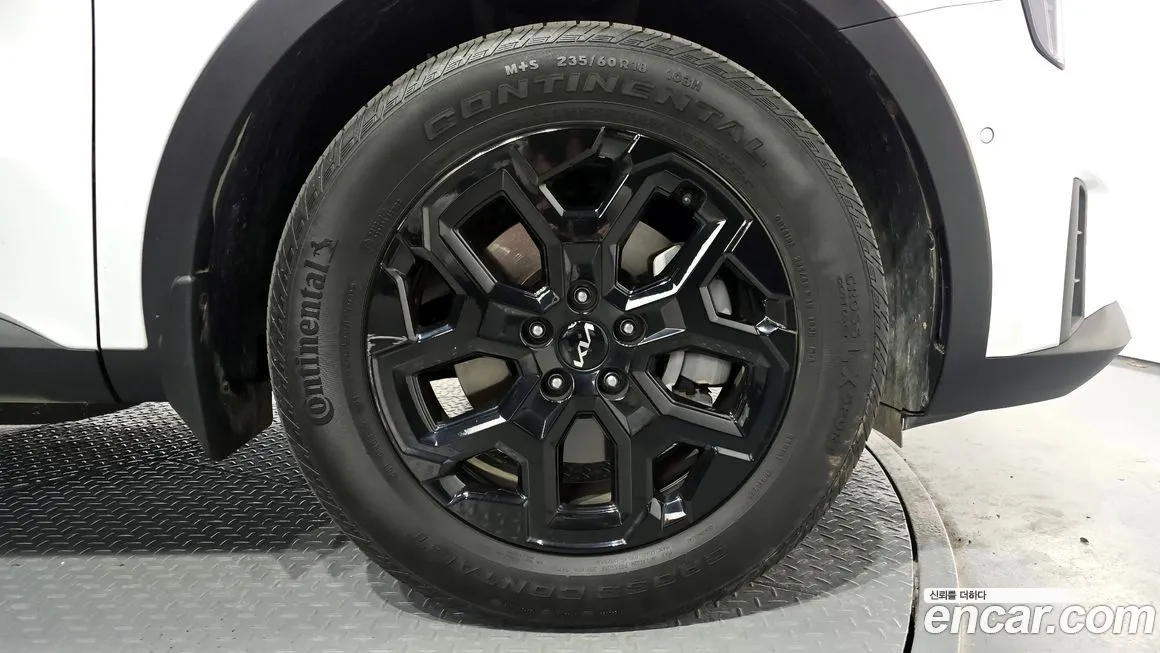 Kia Sorento — фото 5