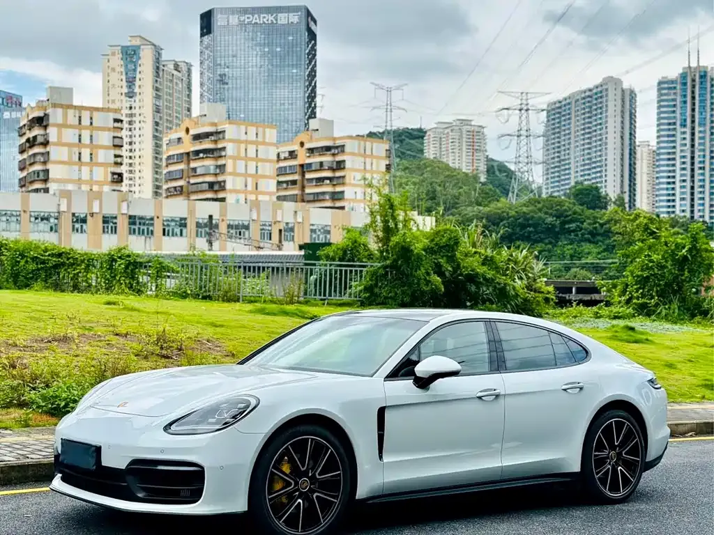 Porsche Panamera 2022 из CN, фото 1