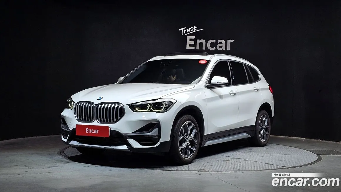 BMW X1 — фото 1