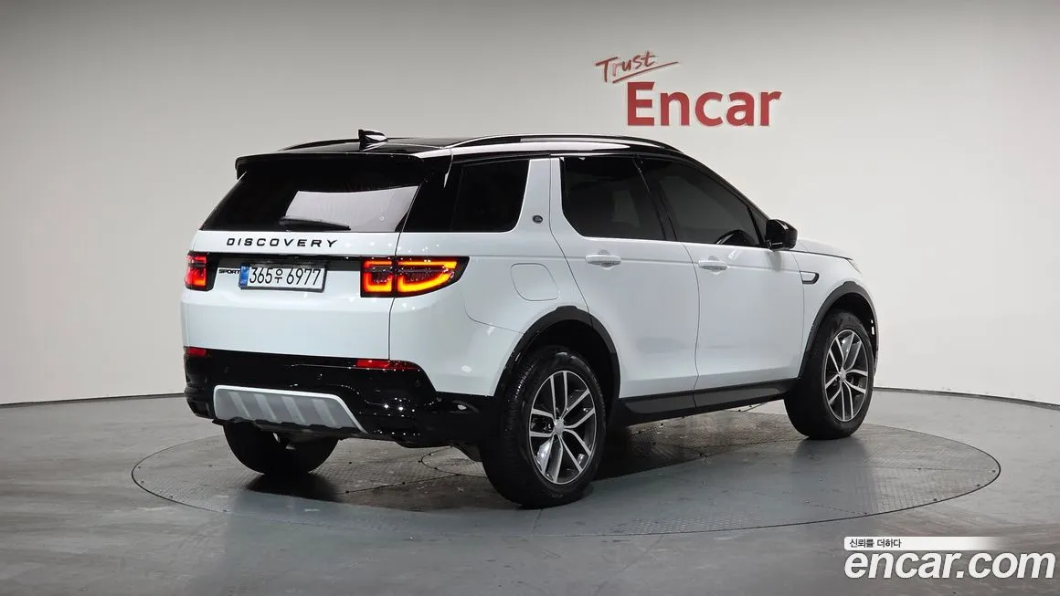 Land Rover Discovery Sport — фото 2