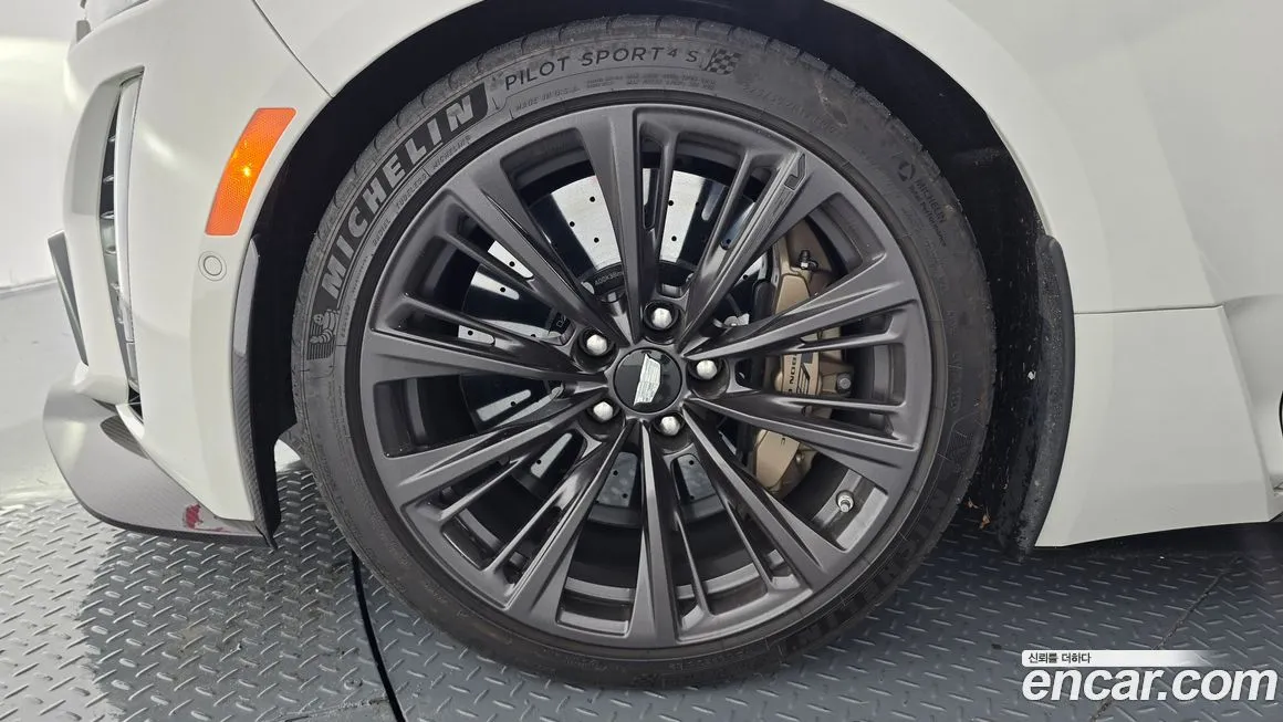 Cadillac CT5-V 2022 из KR, фото 5