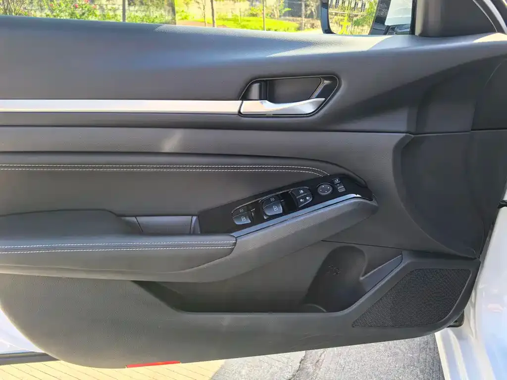 Nissan Teana 2023 из CN, фото 9