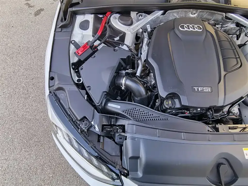 Audi A4L 2021 из CN, фото 7