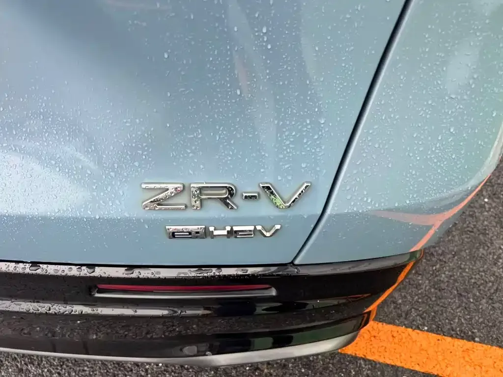 Honda ZR-V 2023 из CN, фото 5