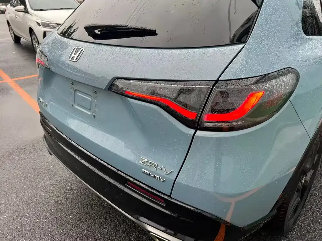 Honda ZR-V 2023 из CN, фото 6