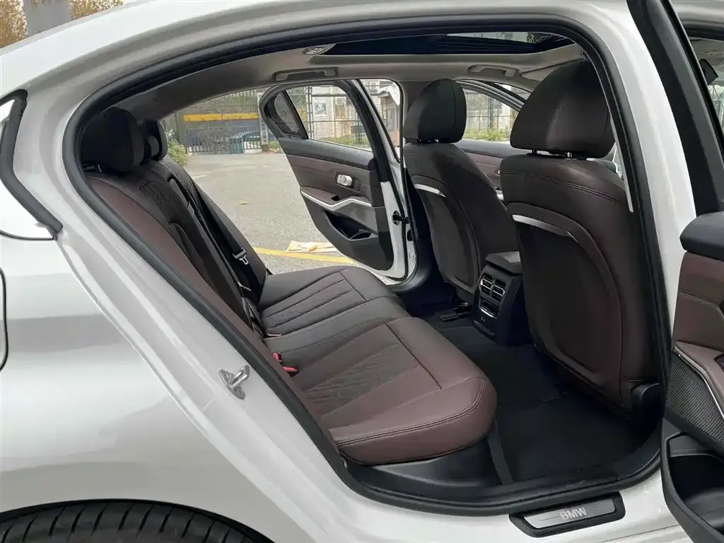 BMW i3 2024 из CN, фото 10