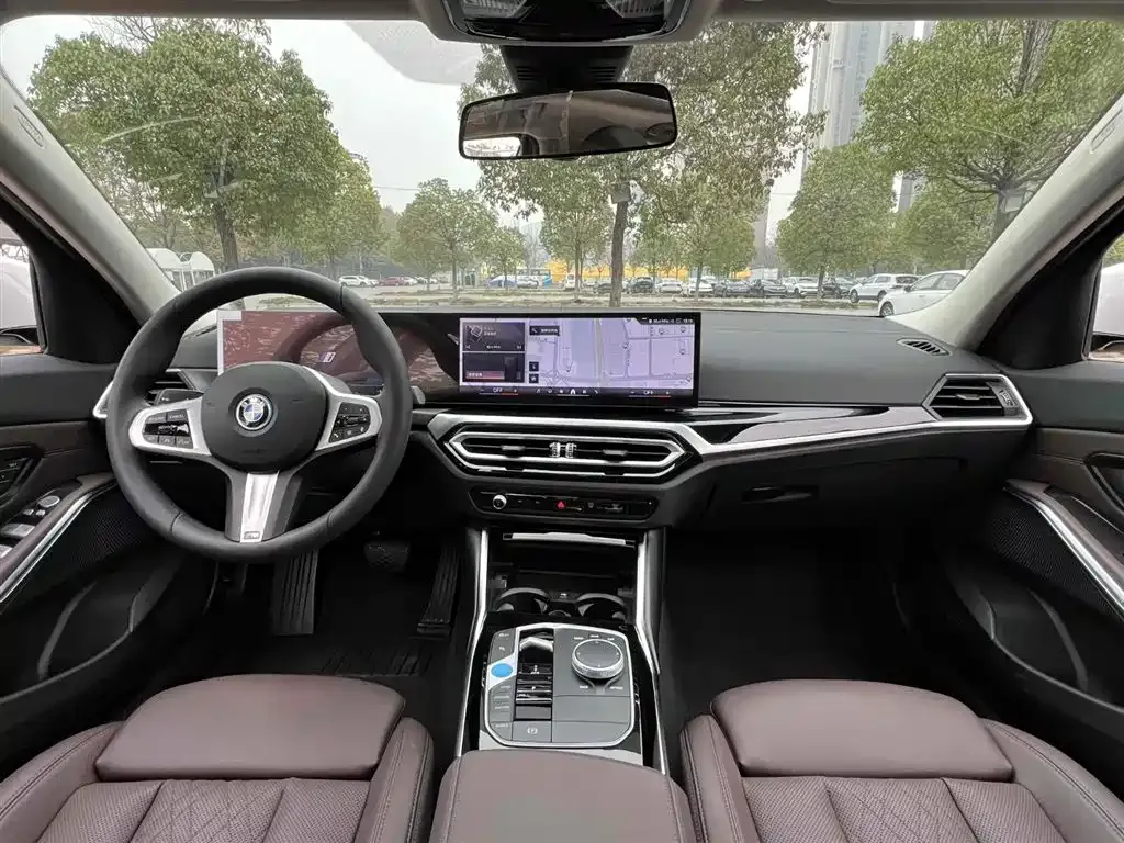 BMW i3 2024 из CN, фото 4