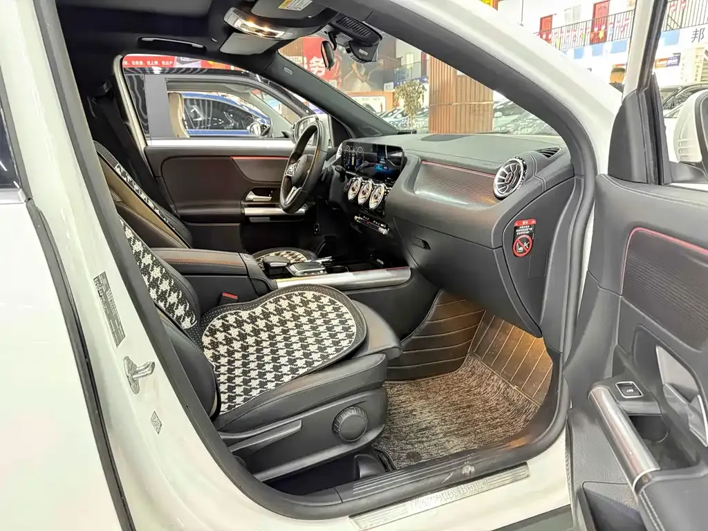 Mercedes-Benz GLA 2022 из CN, фото 10
