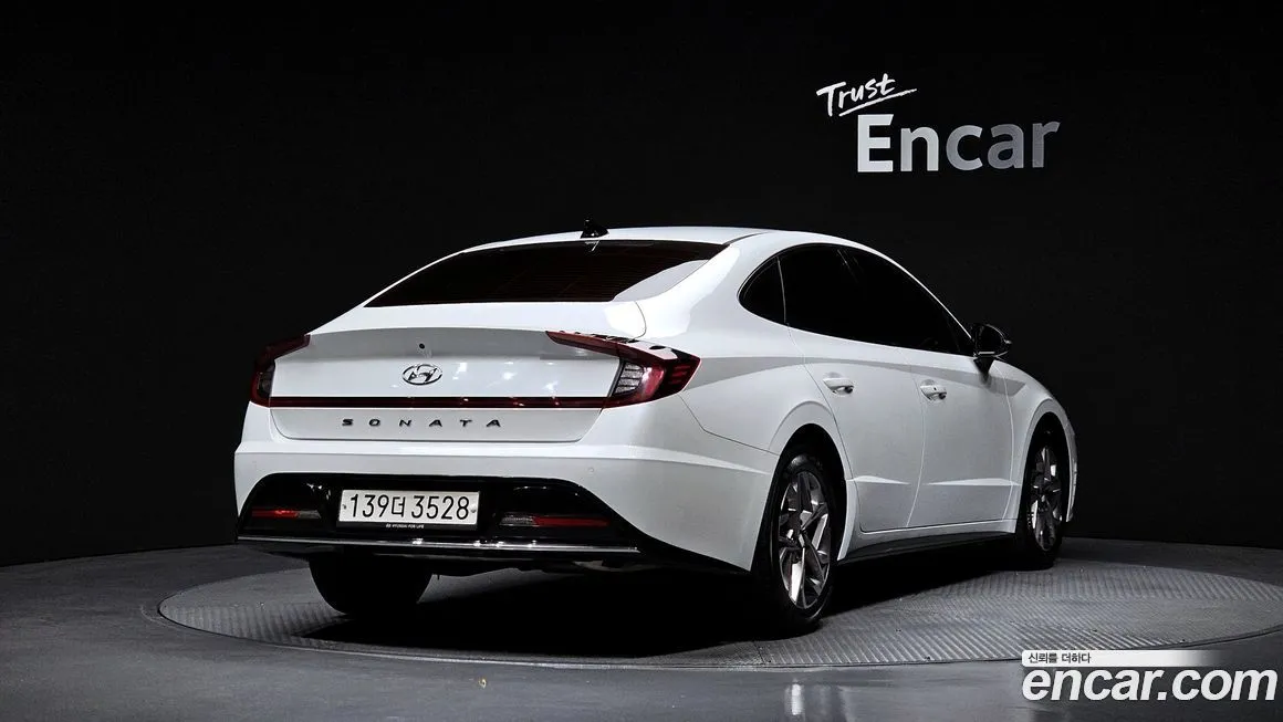 Hyundai Sonata — фото 2