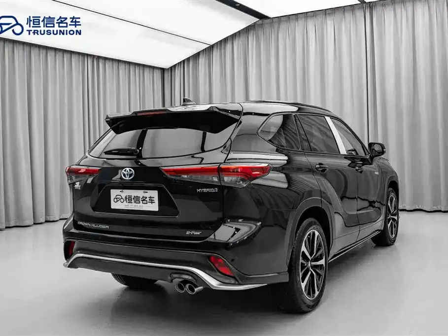 Toyota Crown Kluger 2022 из CN, фото 5